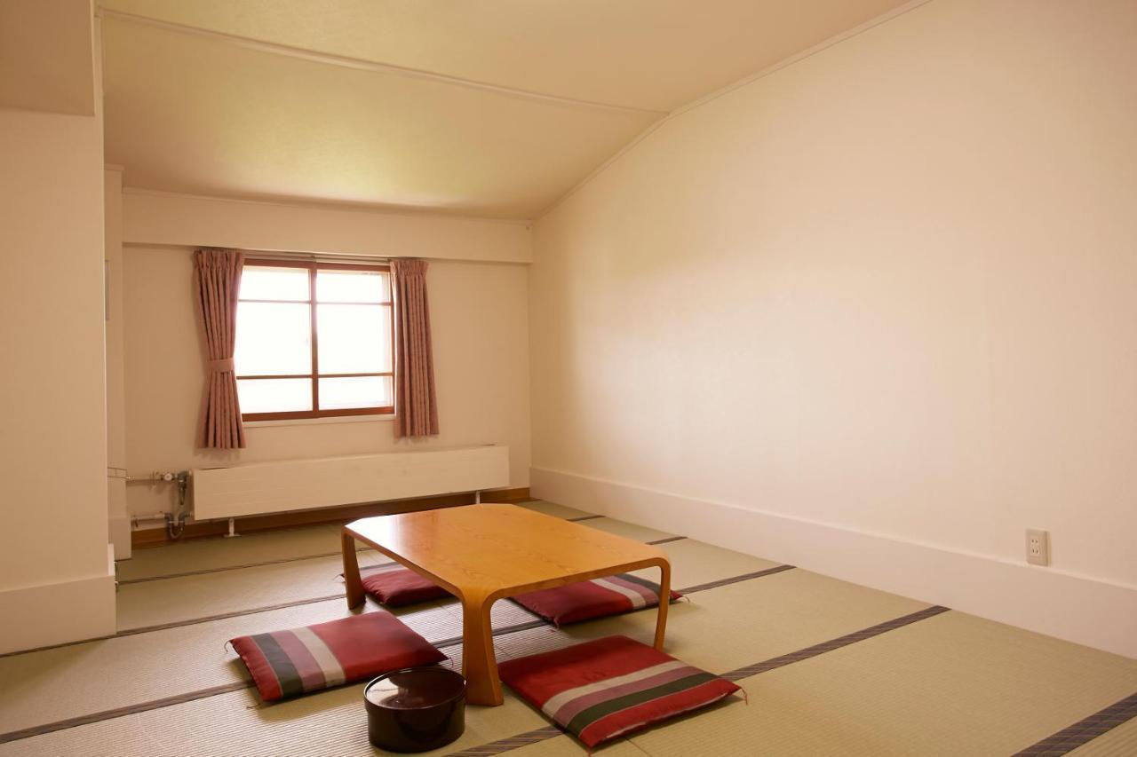 Shiga Lake Hotel Яманучи Екстериор снимка