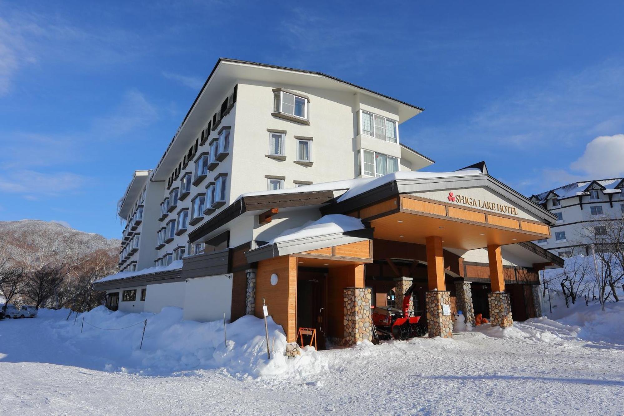 Shiga Lake Hotel Яманучи Екстериор снимка