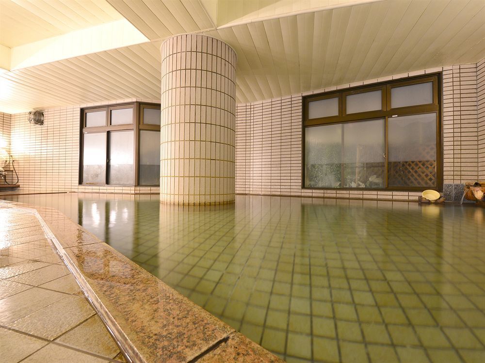 Shiga Lake Hotel Яманучи Екстериор снимка
