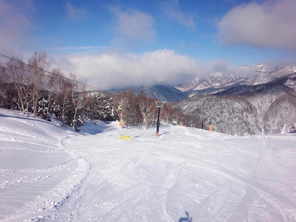 Shiga Lake Hotel Яманучи Екстериор снимка