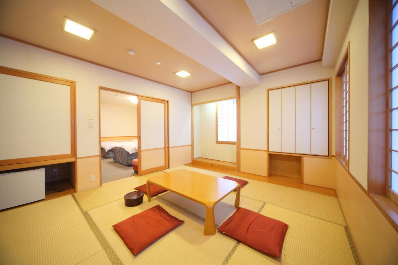Shiga Lake Hotel Яманучи Екстериор снимка